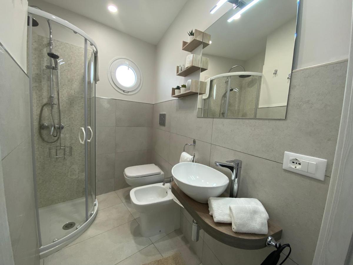 Appartement Stupenda Mansarda Vista Mare à Torre Pali Extérieur photo